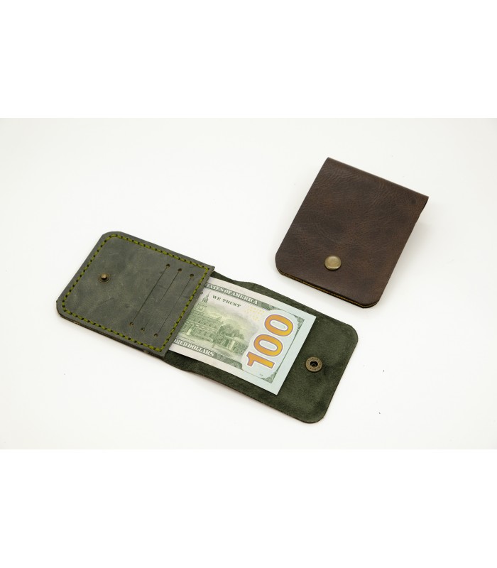 Wallet: W-03
