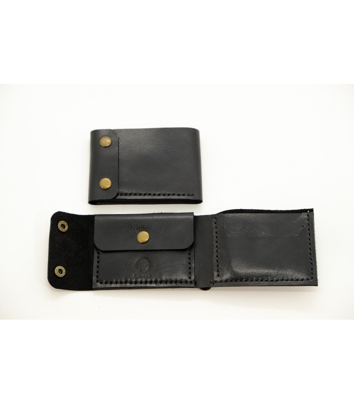 Wallet: W-05