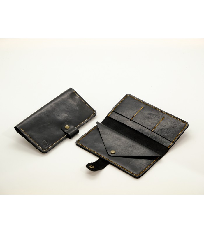 Wallet: W-06